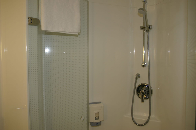 Bathroom 5, ibis Sheffield City, Sheffield