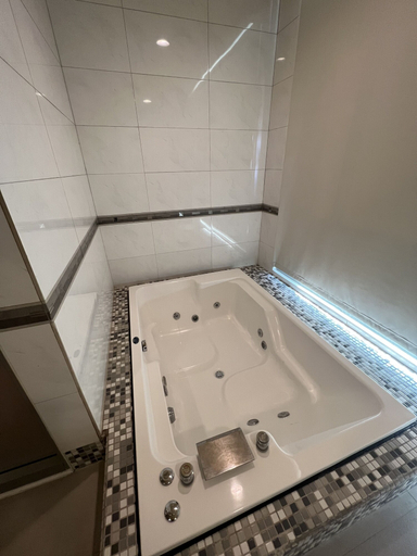 Bathroom 4, Charming Motel, Hualien