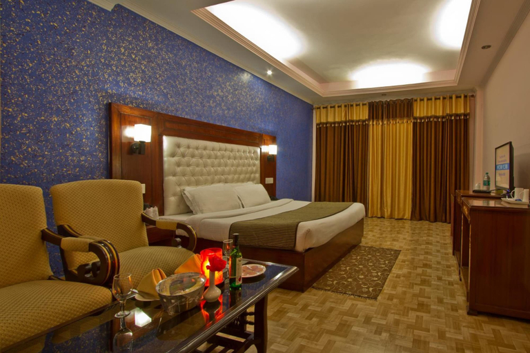 Bedroom 2, Royal Park Resort, Kullu