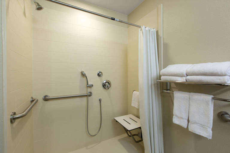 Bathroom 4, AmericInn by Wyndham Merrill, Lincoln