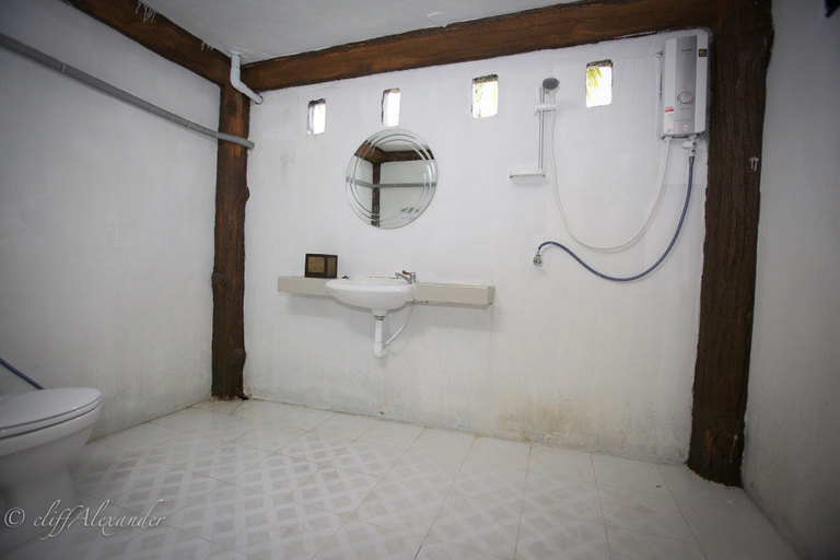 Bathroom 4, The Ford Sunset Beach Resort, Ko Phangan