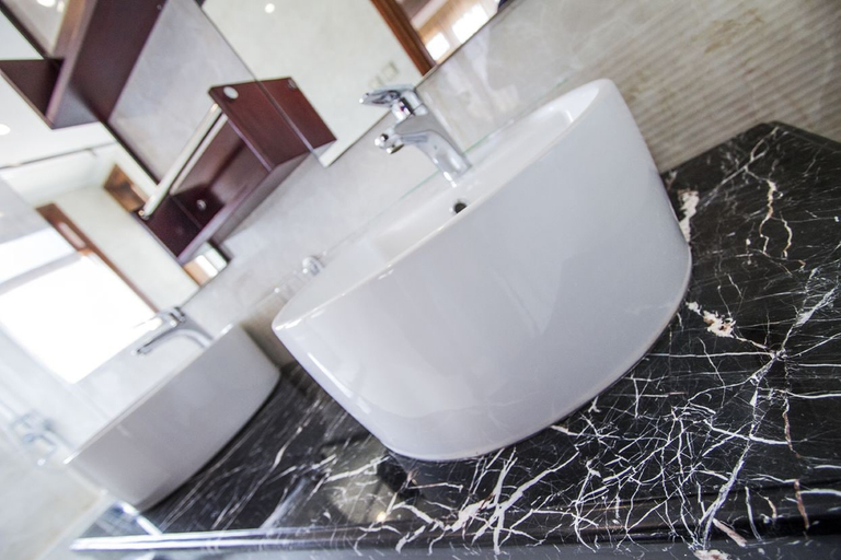 Bathroom 3, Maiyan Luxury Resort, Laikipia North
