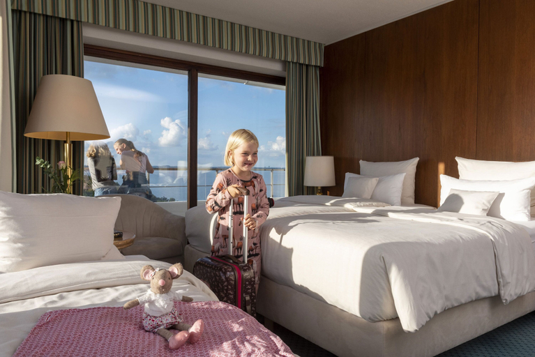 Bedroom 3, Maritim Seehotel Timmendorfer Strand, Ostholstein
