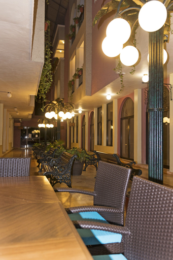 Food & Drinks 5, Del Paseo, Campeche
