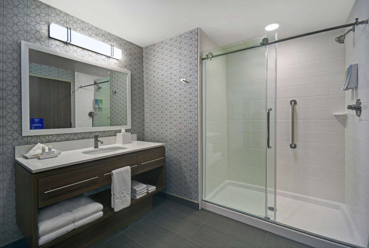 Bathroom 4, Home2 Suites by Hilton Springdale Cincinnati, Hamilton