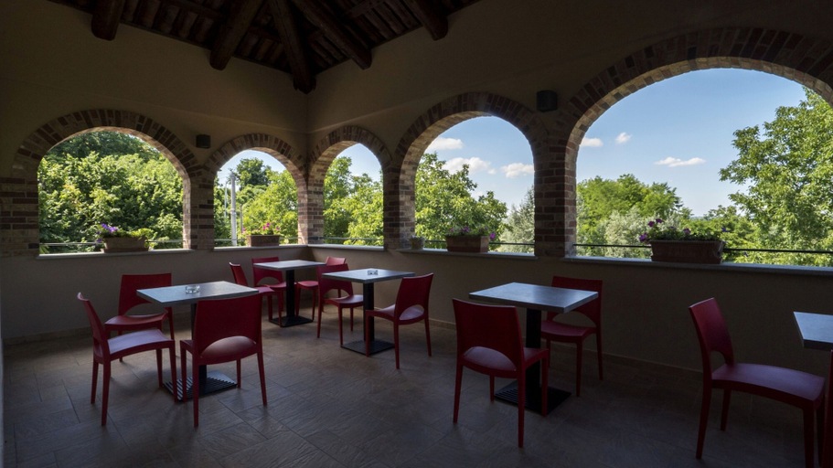 Food & Drinks 5, Resort Limax Acis, Cuneo