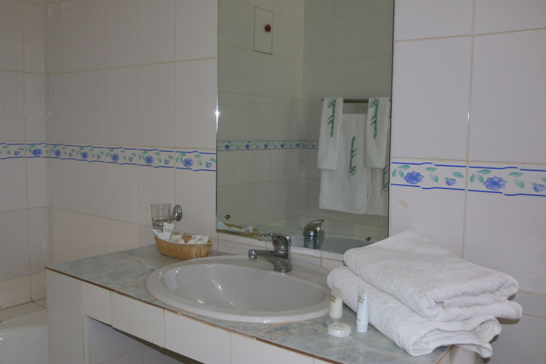 Bathroom 3, Bankhouse Karen, Langata