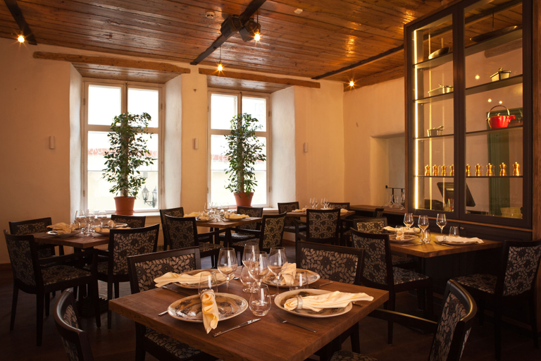Food & Drinks 5, CRU Hotel, Tallinn