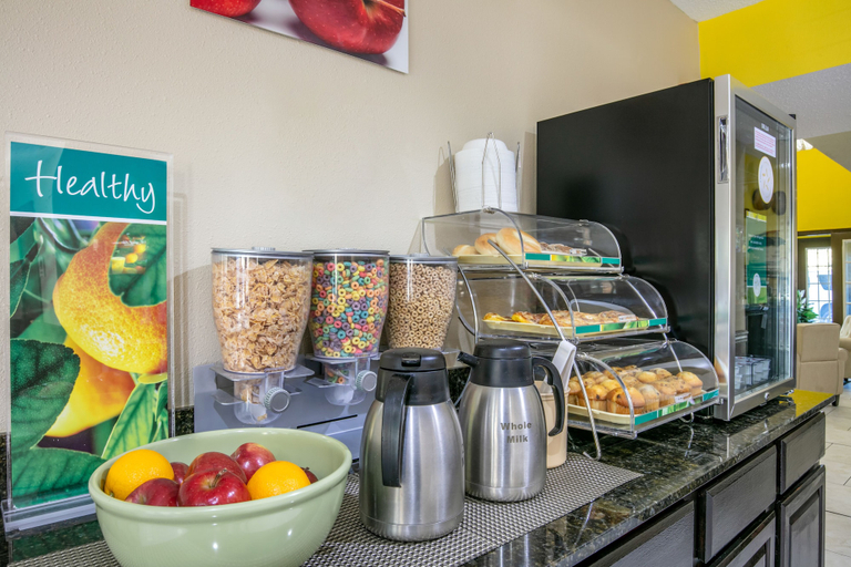Food & Drinks 4, Quality Inn Johnson City I-26 exit 17, Washington