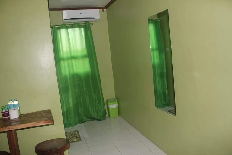 Bedroom 2, West Atlantic Hotel, Busuanga