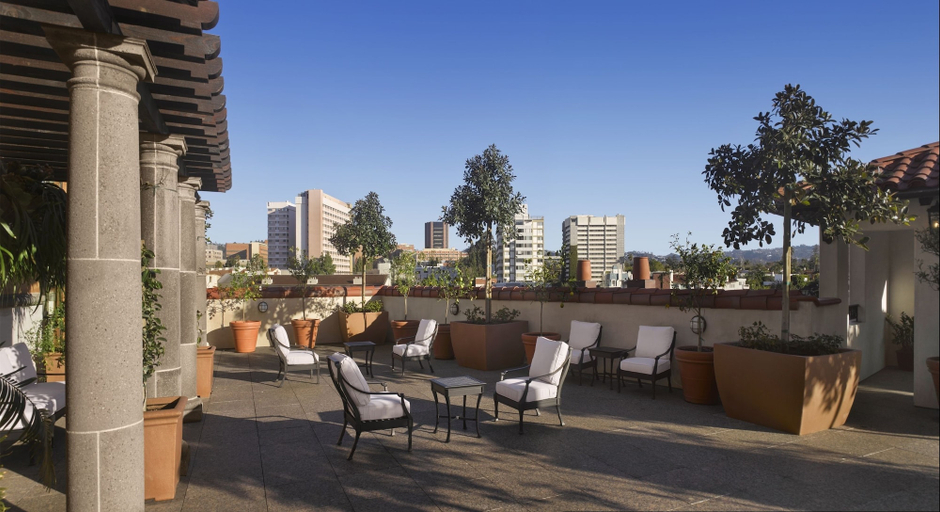 Food & Drinks 5, Plaza La Reina, Los Angeles