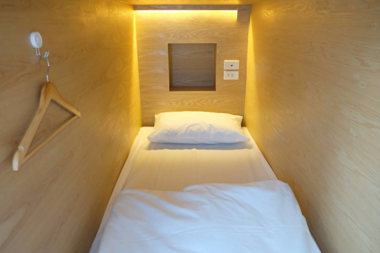 Bedroom 3, Ratchada Hotel (ROTFAI), Huai Kwang