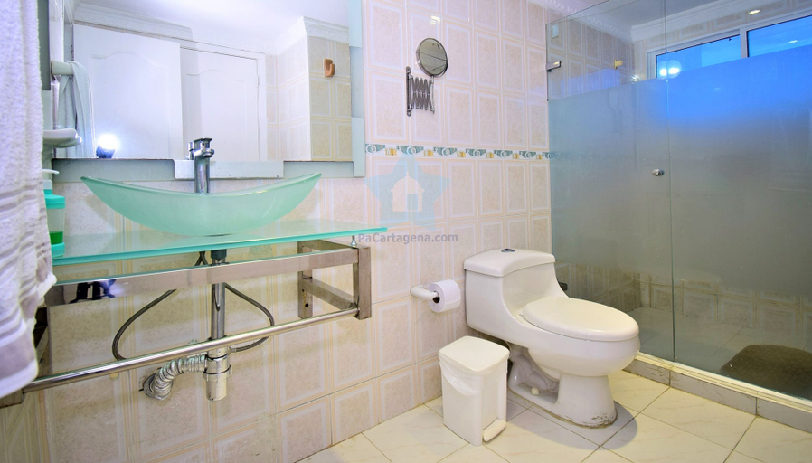 Bathroom, Apartamento Azul Marino - Piso 18, Cartagena de Indias
