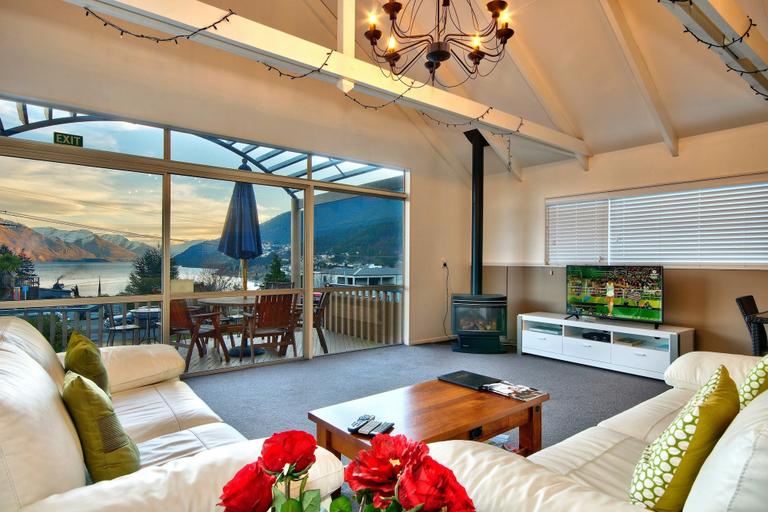 Others 5, Melbourne Lodge, Queenstown-Lakes