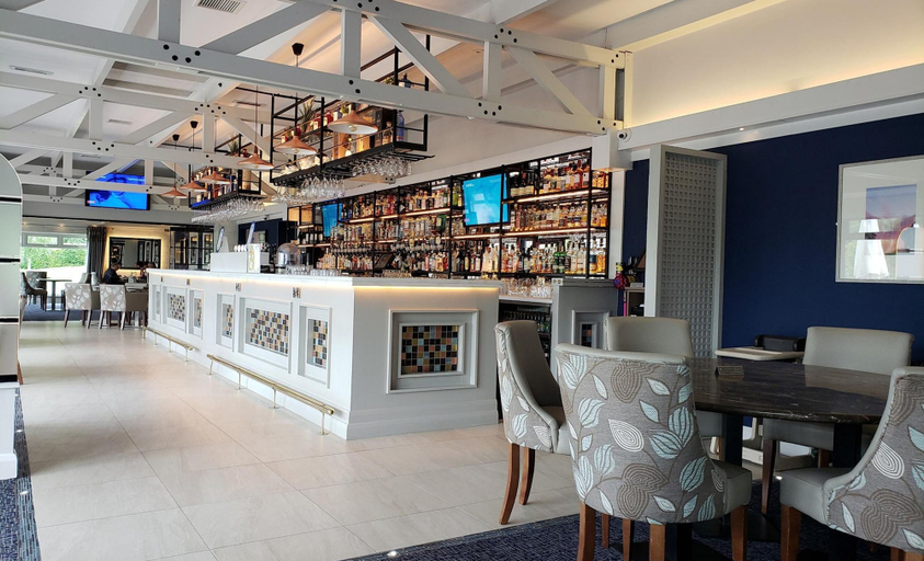 Food & Drinks 5, Mill Park Hotel