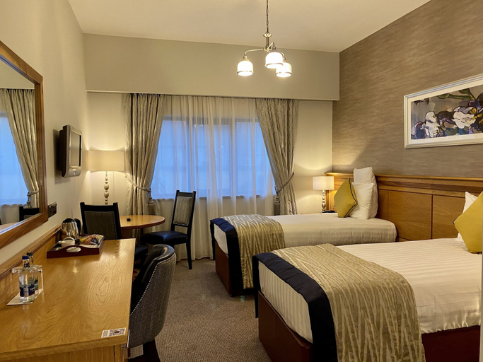 Bedroom 3, An Grianan Hotel