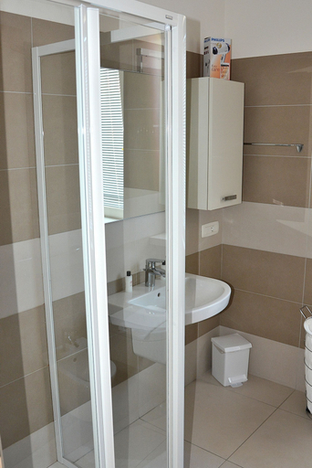 Bathroom 3, Cà Gardesana With Pool, Verona