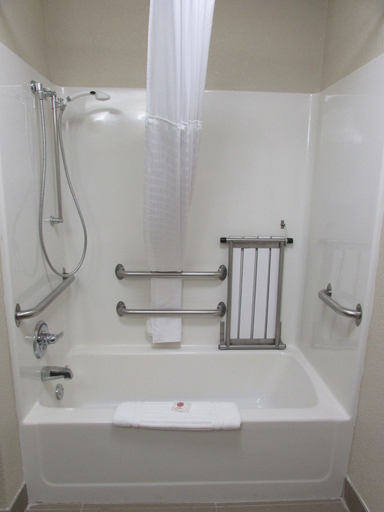 Bathroom 5, Comfort Inn Wichita Falls Near University, Wichita