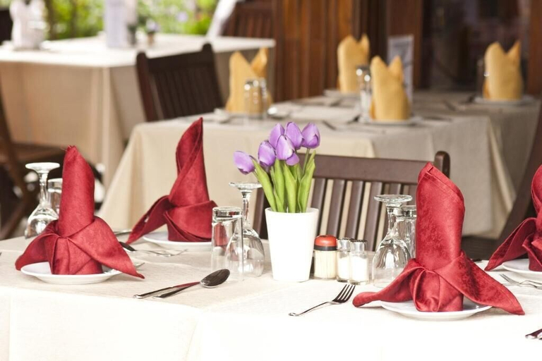 Food & Drinks 5, Paloma Hotel Ring Road Central, Accra