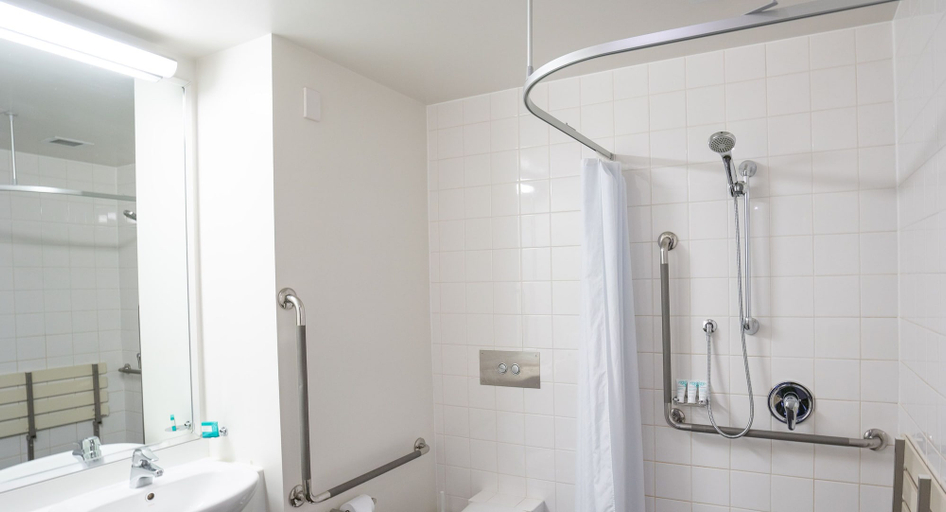 Bathroom 4, Scenic Hotel Dunedin City, Dunedin