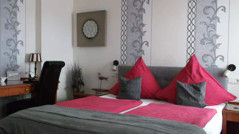 Bedroom 4, Hotel Haus Meeresblick, Ostholstein