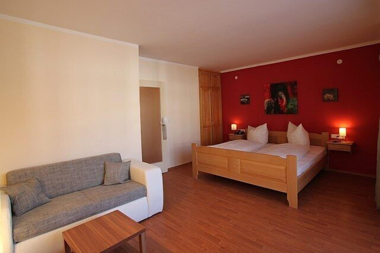 Bedroom 3, ATLAS Sporthotel, Garmisch-Partenkirchen