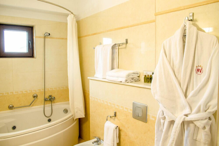 Bathroom 5, Victoria Hotel, Pitesti