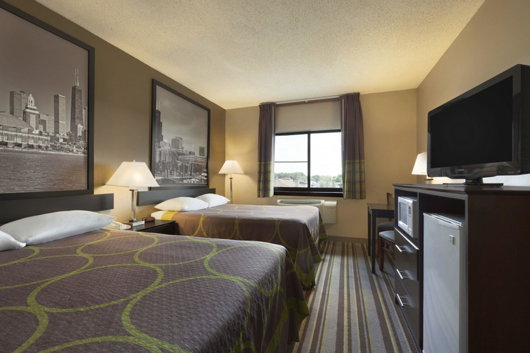 Bedroom 3, Super 8 by Wyndham Bridgeview/Chicago Area, Cook