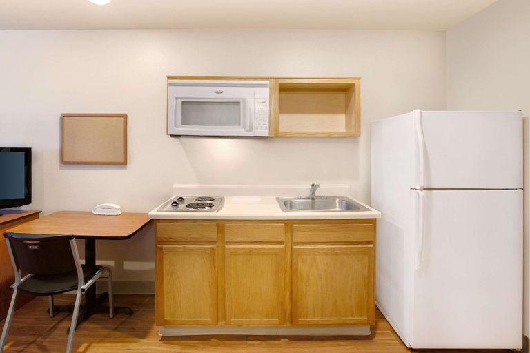 Others 5, WoodSpring Suites Lake Charles, Calcasieu