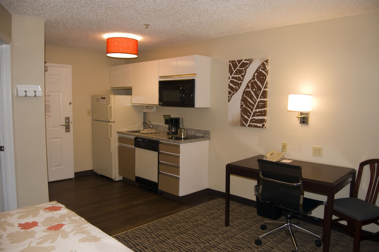 Others 5, MainStay Suites Omaha Old Mill, Douglas