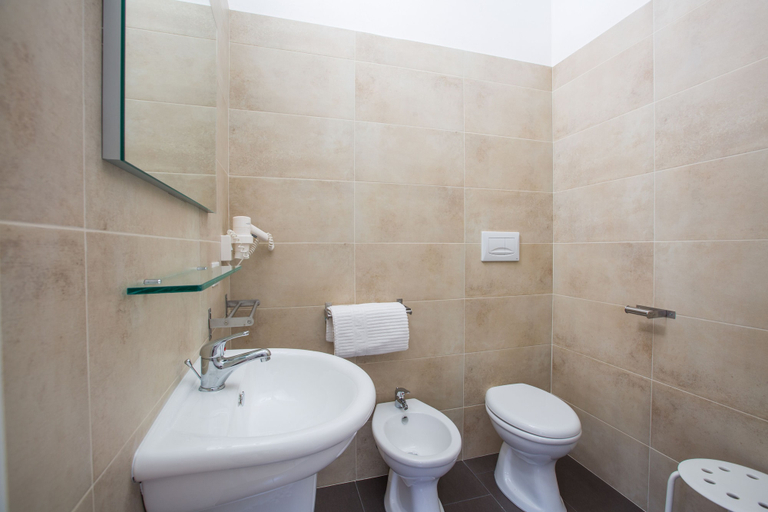 Bathroom 4, Villa Coppitella  Rooms & Apartments, Foggia