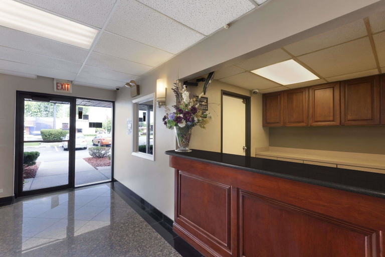 Others 5, Super 8 by Wyndham Bridgeview/Chicago Area, Cook