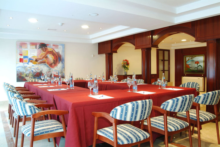 Food & Drinks 5, Hotel Gran Legazpi, Madrid