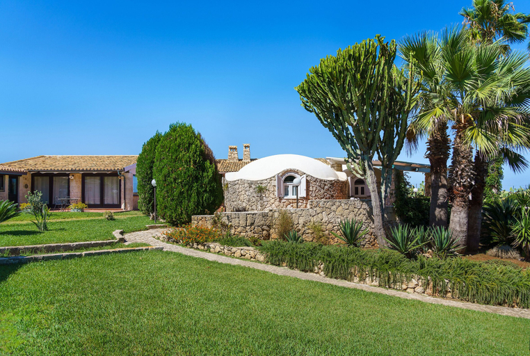 Exterior & Views, Villa del Mito, Syracuse