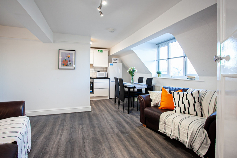 Others 5, The Manchester Pad - Sleeps 12, Manchester