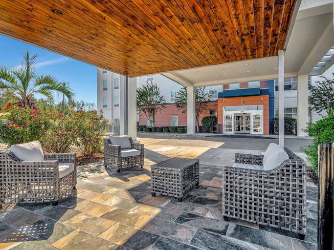 Others 5, Hampton Inn & Suites Lufkin, TX, Angelina