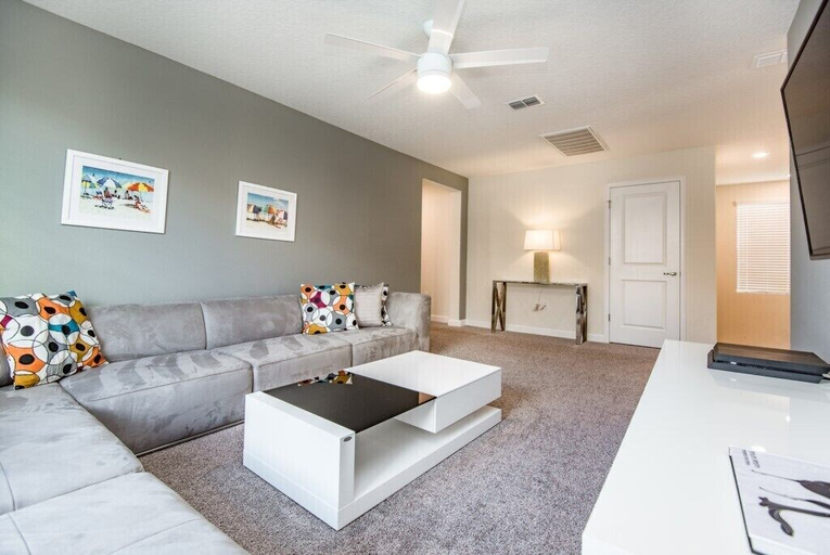 Others 4, 6 Bed Villa Games Pool Spa, Polk