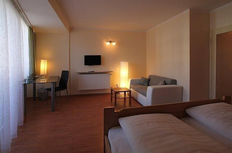 Bedroom 2, ATLAS Sporthotel, Garmisch-Partenkirchen