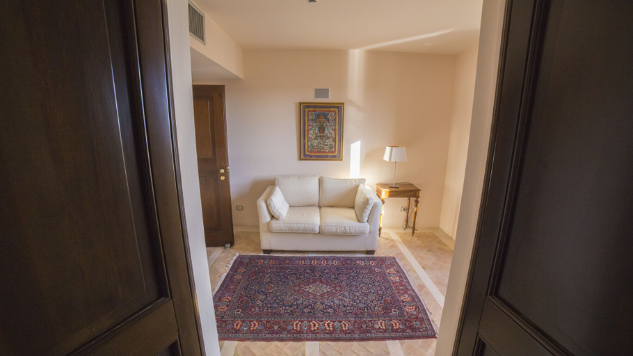 Bedroom 2, Palazzo Viceconte, Matera