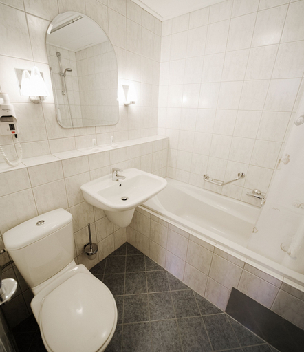 Bathroom 5, Hotel Van Walsum, Rotterdam