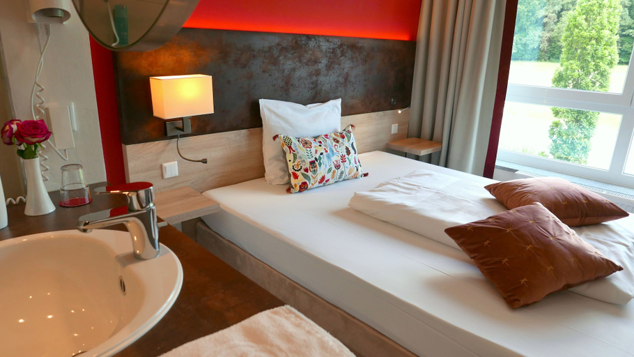 Bedroom 3, Business Class Hotel Ebersberg, Ebersberg