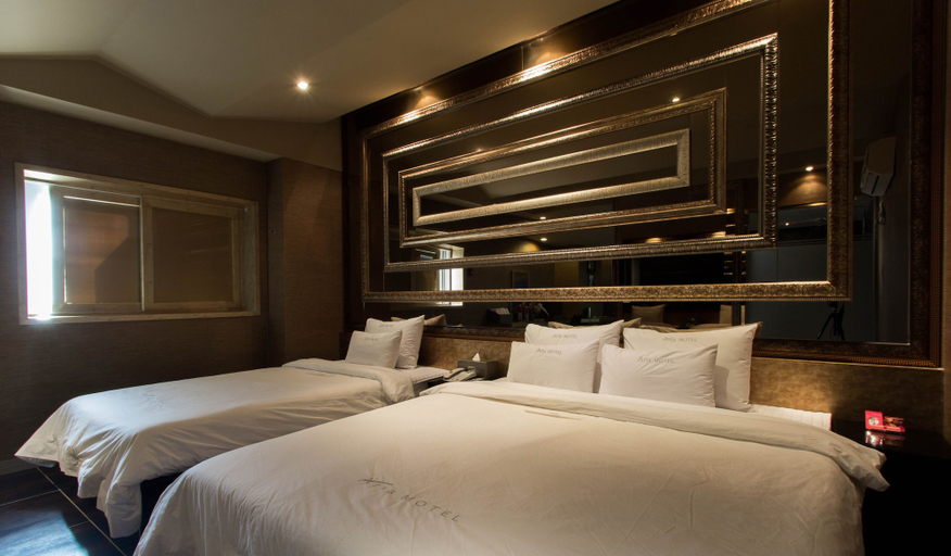 Bedroom 2, Aria Motel, Dong