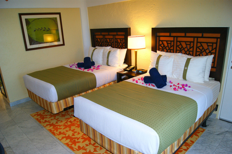 Bedroom 4, Radisson Aquatica Resort Barbados