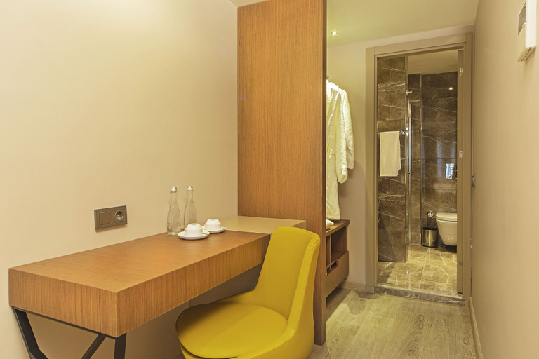 Bathroom 5, Redmont Hotel Nisantasi, Beşiktaş