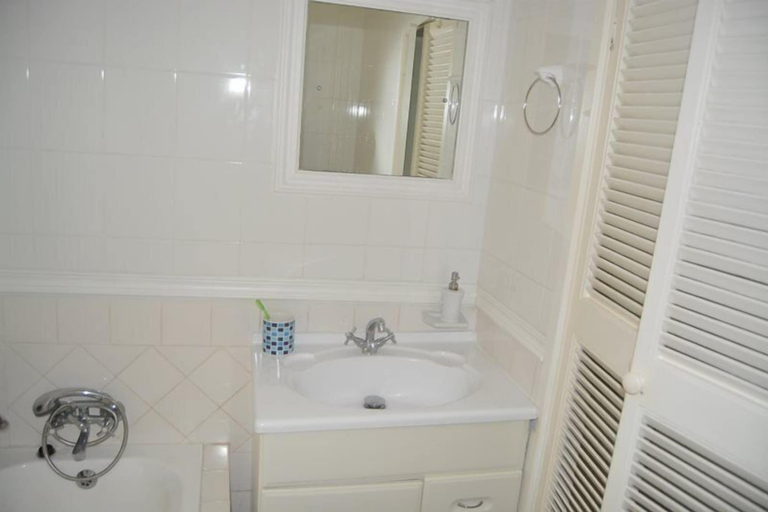 Bathroom 3, Villa Med 10, iLembe