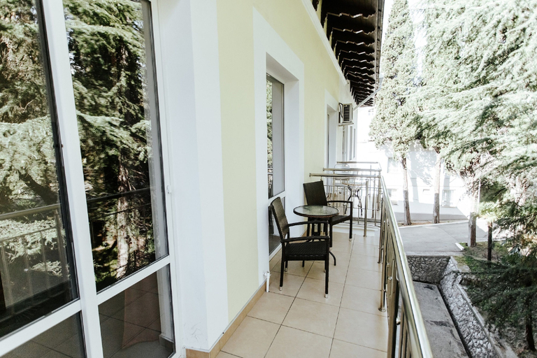 Others 4, Art-Hotel, Sochi gorsovet