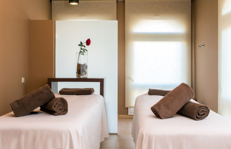 Bedroom 4, 1881 Hotel Balneario Vichy Catalan, Girona