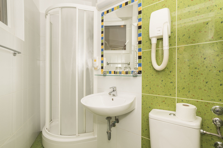 Bathroom 5, Residence Umag Plava Laguna, Umag