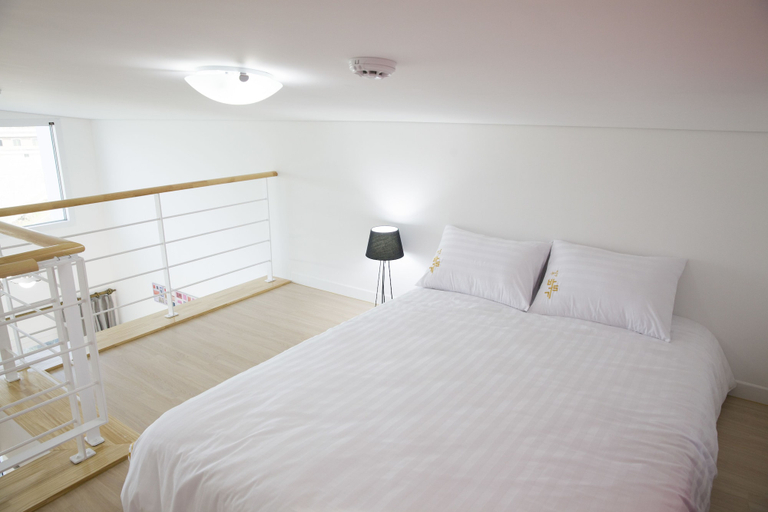 Bedroom 2, Jeju Baraki, Seogwipo