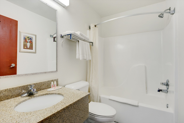 Bathroom 5, Quality Inn South, Indianapolis